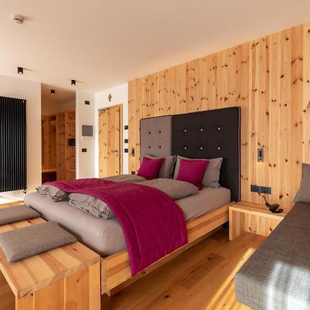 Garni Lilly Hotel Сан Лоренцо ин Банале Екстериор снимка