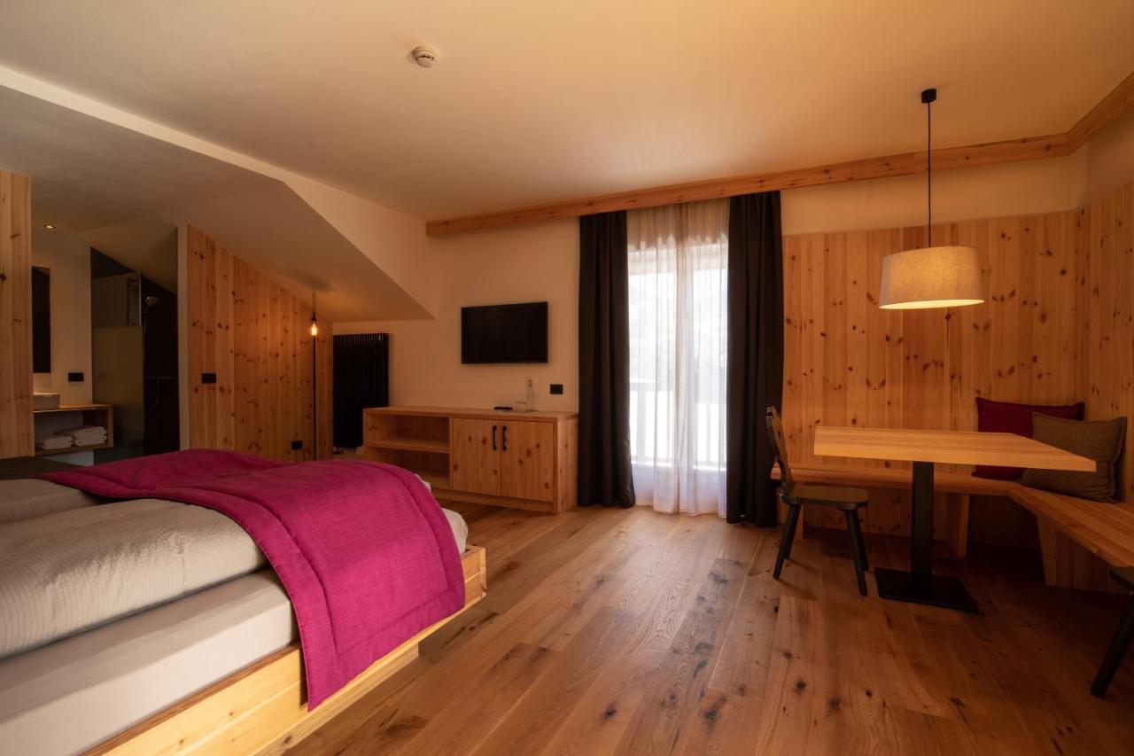 Garni Lilly Hotel Сан Лоренцо ин Банале Екстериор снимка