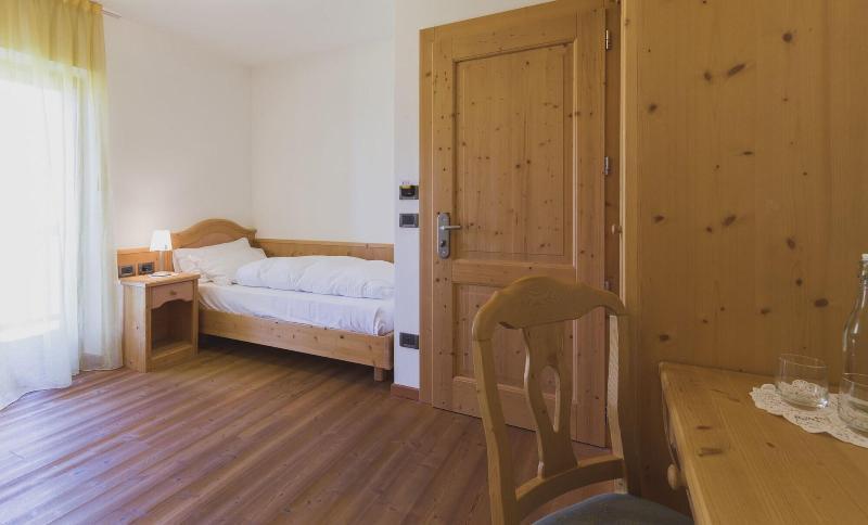 Garni Lilly Hotel Сан Лоренцо ин Банале Екстериор снимка