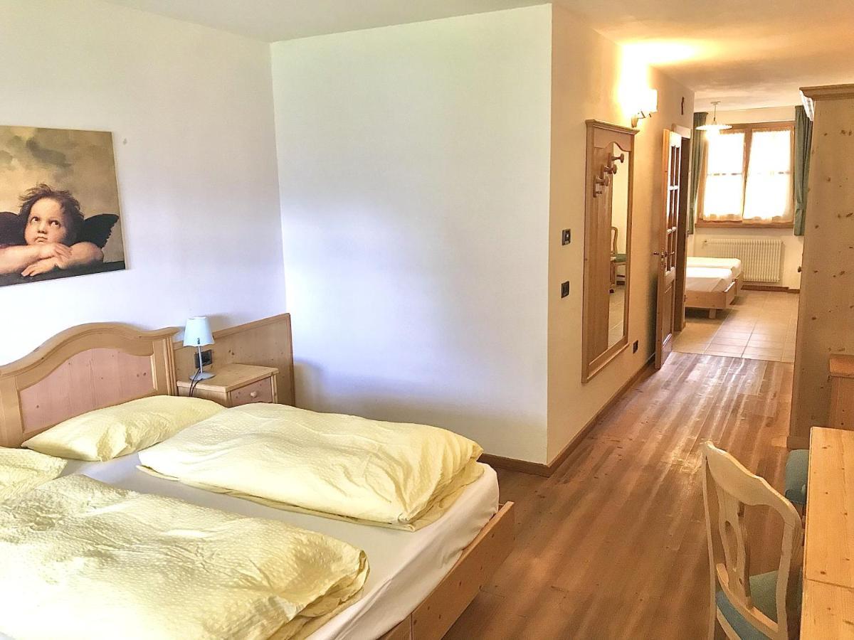 Garni Lilly Hotel Сан Лоренцо ин Банале Екстериор снимка