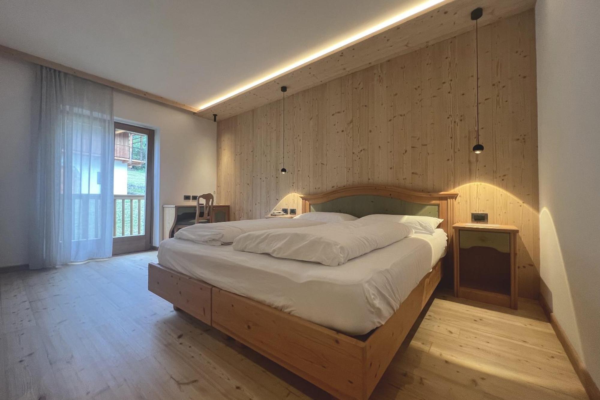 Garni Lilly Hotel Сан Лоренцо ин Банале Екстериор снимка