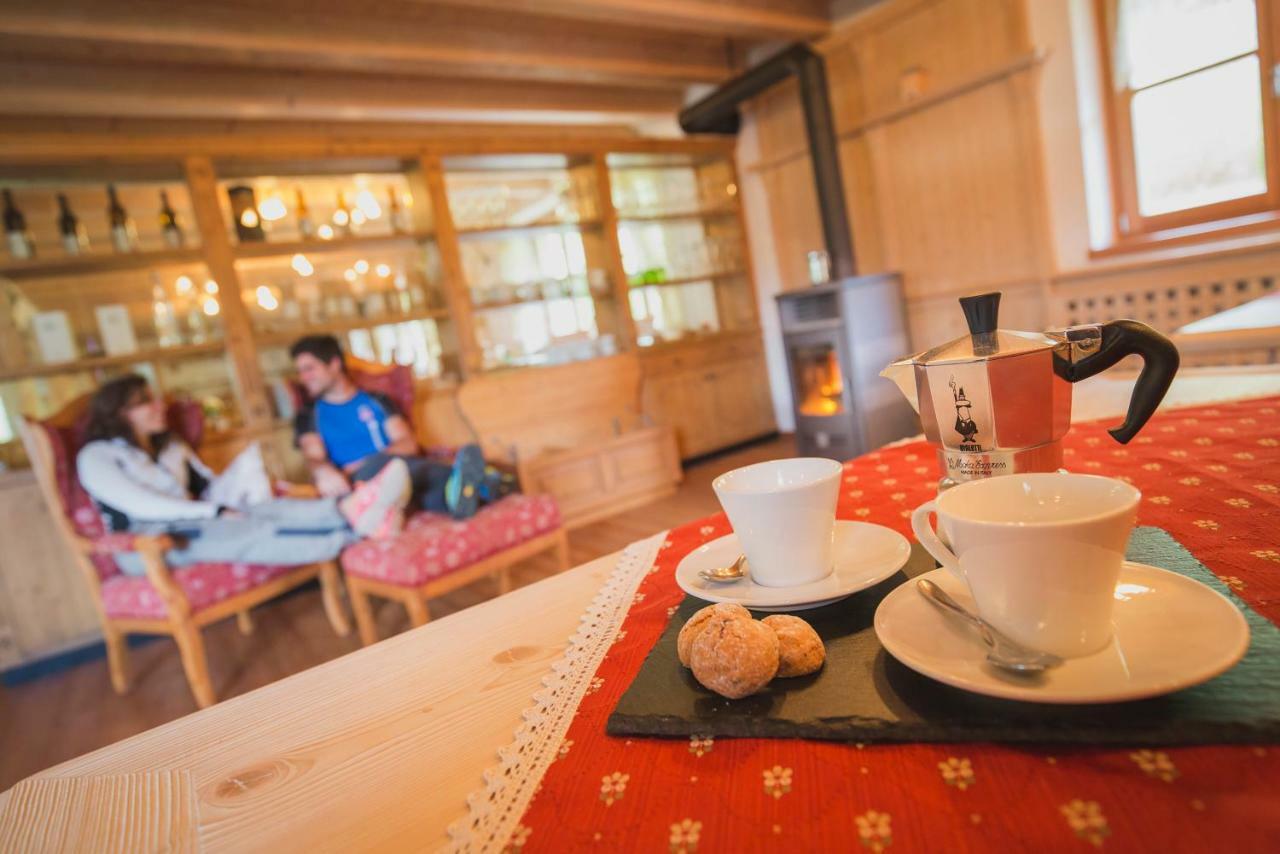Garni Lilly Hotel Сан Лоренцо ин Банале Екстериор снимка