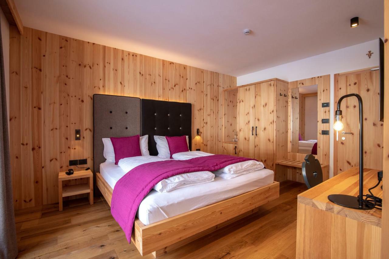 Garni Lilly Hotel Сан Лоренцо ин Банале Екстериор снимка