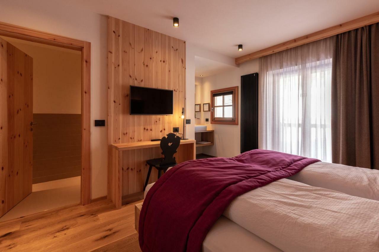 Garni Lilly Hotel Сан Лоренцо ин Банале Екстериор снимка