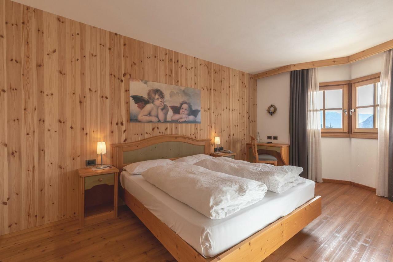 Garni Lilly Hotel Сан Лоренцо ин Банале Екстериор снимка